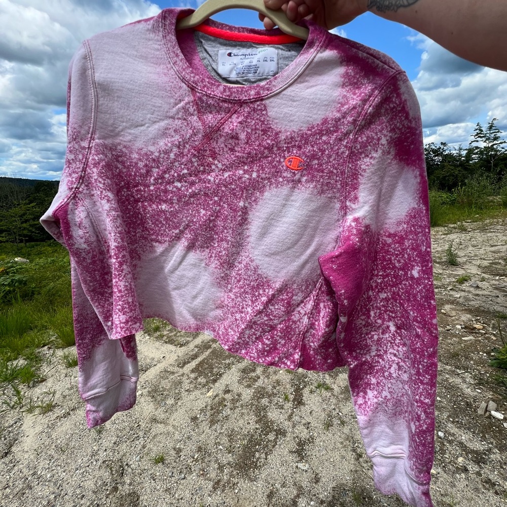 Cropped champion sweater